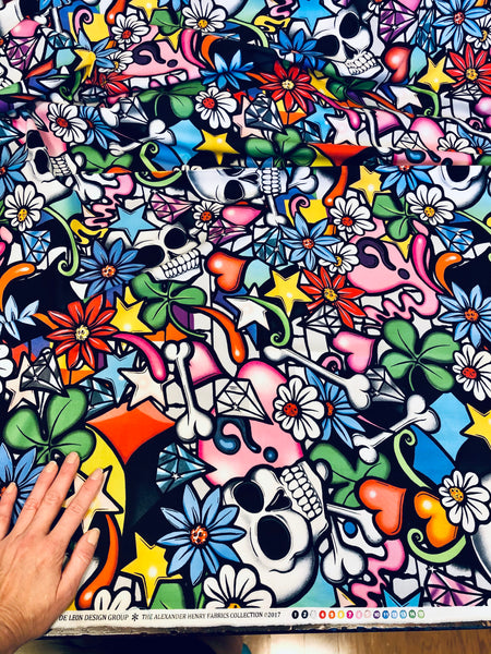 Reversible Graffiti & Black Bucket Hat