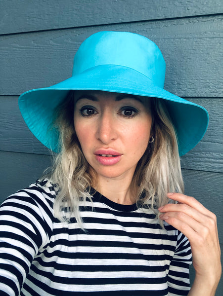 Bucket Hat in Turquoise