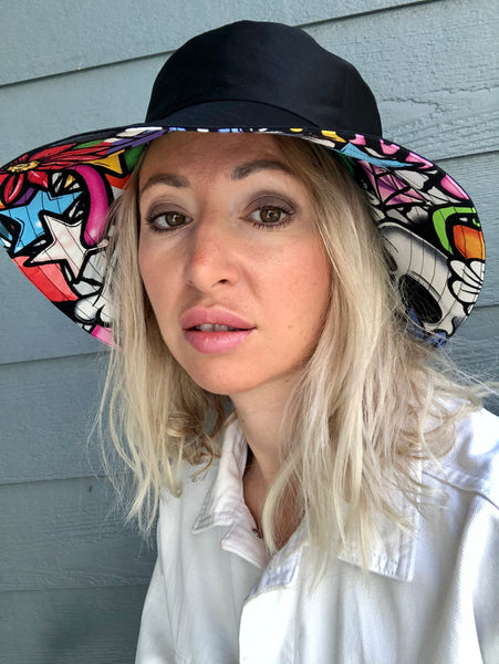 Reversible Graffiti & Black Bucket Hat