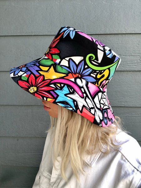 Reversible Graffiti & Black Bucket Hat