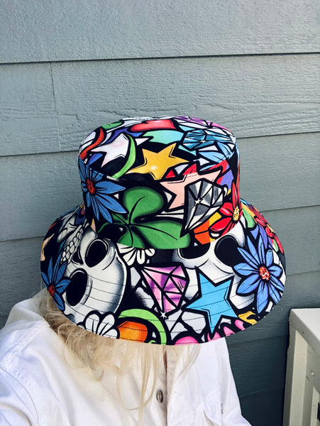 Reversible Graffiti & Black Bucket Hat