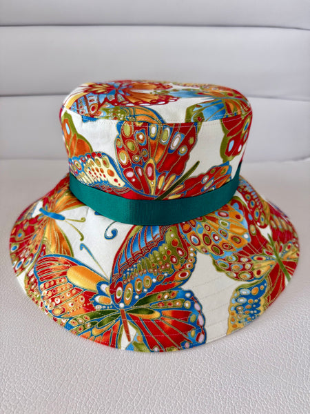 Butterfly and Ecru Reversible Bucket
